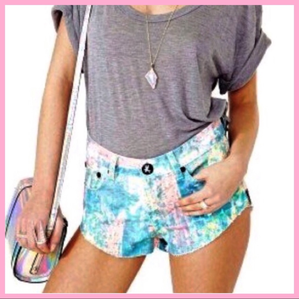 ONE TEASPOON | “Bonita” Paint Splatter Shorts